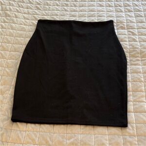 Black pencil skirt size medium NWOT